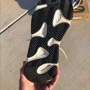 adidas 700 waverunner